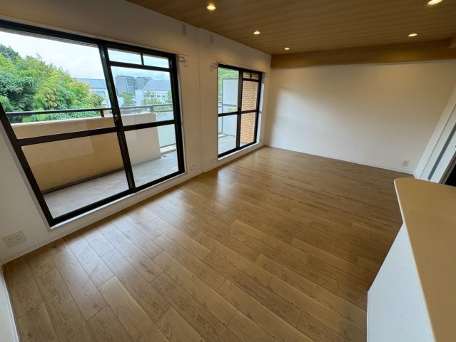 ロイヤルヒルズ待兼山の内装