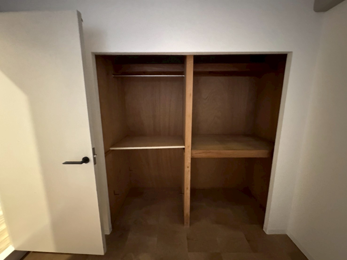 ロイヤルヒルズ待兼山の収納