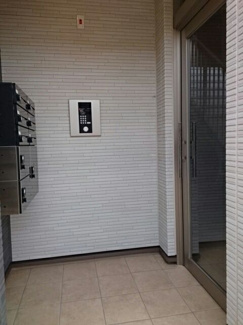 【エントランス】