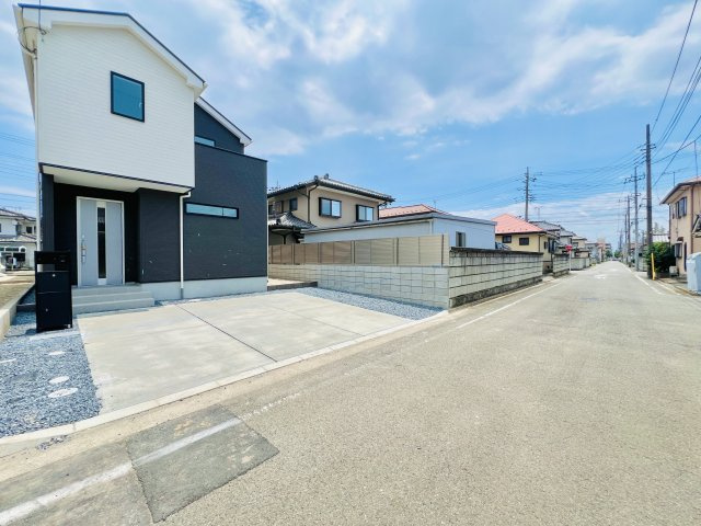 前橋南町二丁目の前面道路含む現地写真|駐車スペース3台可◎