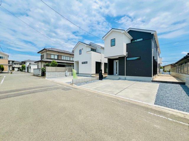 前橋南町二丁目の前面道路含む現地写真|閑静な住宅地◎