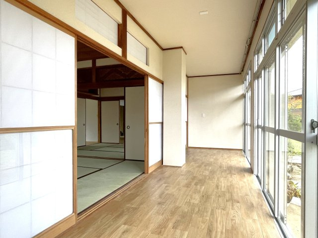 広々敷地の永田戸建の内装