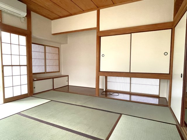 広々敷地の永田戸建の和室