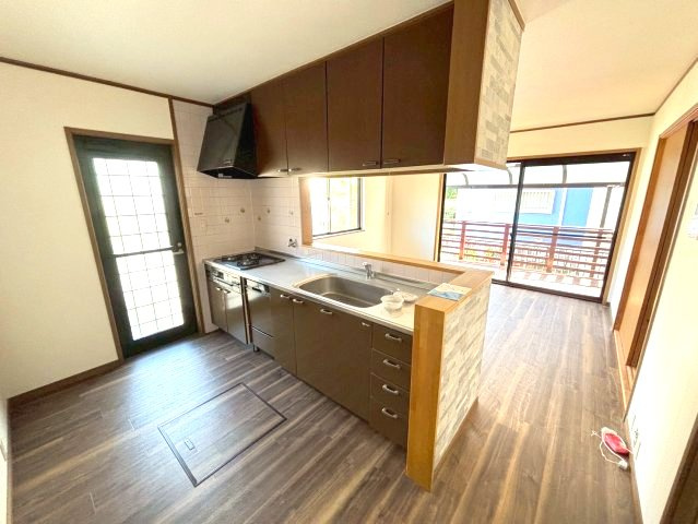 河南町さくら坂戸建のキッチン