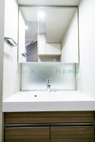 アーバネックス日本橋水天宮の独立洗面台