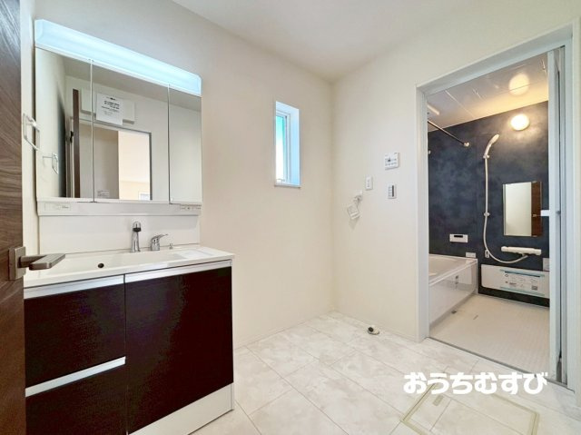 春日井市町屋町(全3棟)の独立洗面台