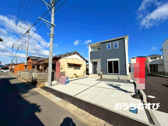 春日井市町屋町(全3棟)の前面道路含む現地写真