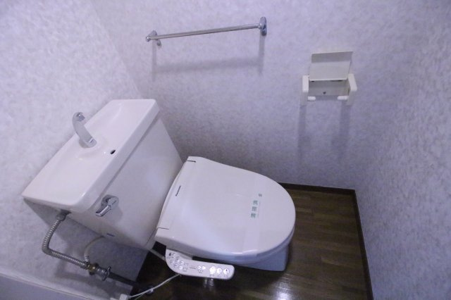 バードタウン7番館のトイレ|※別号室の参考写真です。