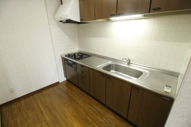 バードタウン7番館のキッチン|※別号室の参考写真です。
