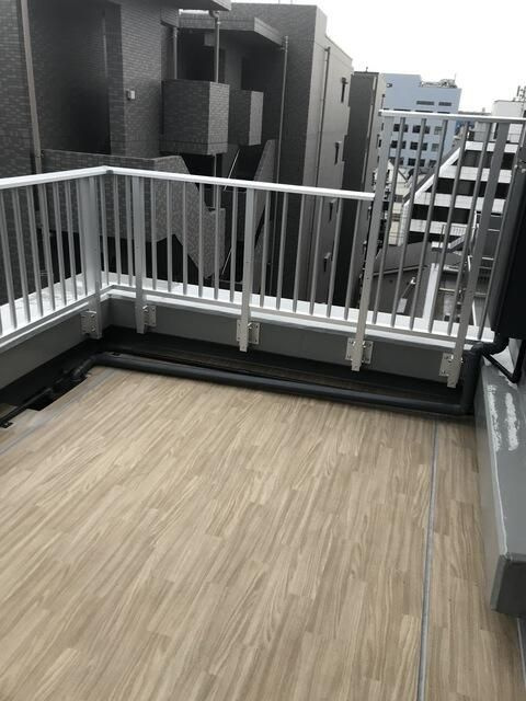 パークリュクス清澄白河のバルコニー