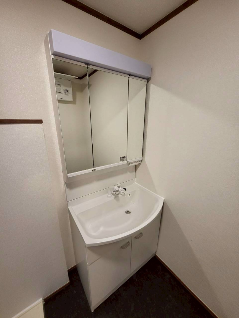 【独立洗面台】