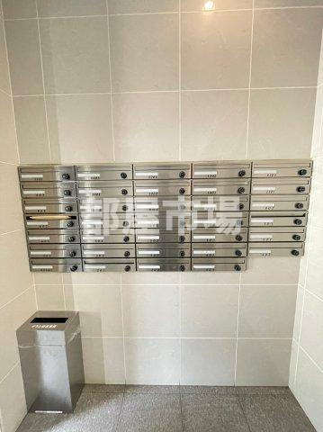 ライズングプレイス浅草四番館のその他共用部分|メールボックス