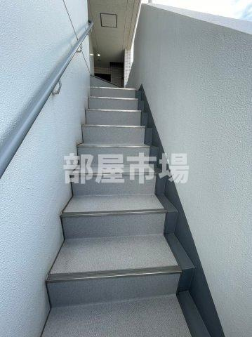 ライズングプレイス浅草四番館のその他共用部分|共有階段