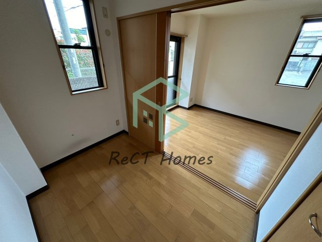 マジェスティ―コートの洋室