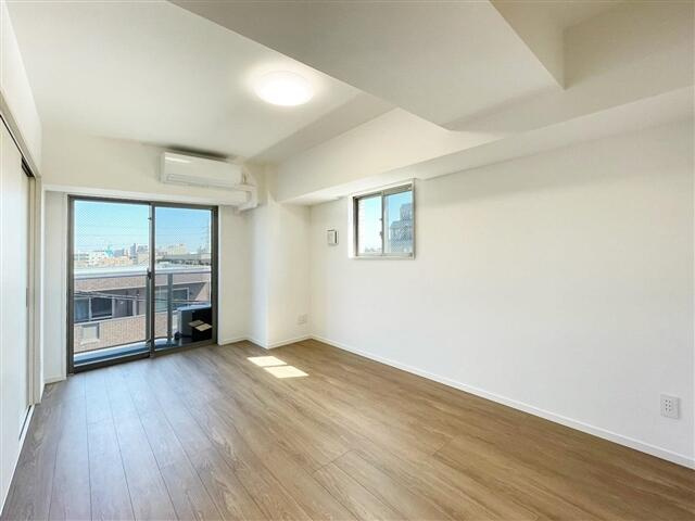 Alivis東瑞江の居間・リビング