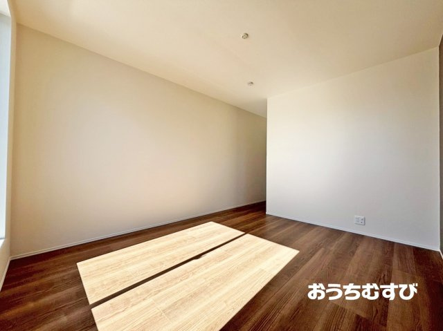 春日井市町屋町(全3棟)の洋室