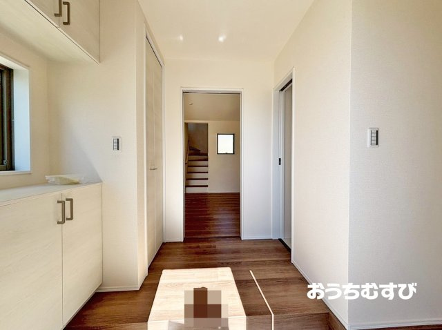 春日井市町屋町(全3棟)の玄関