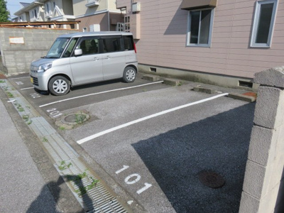 【駐車場】 | リバティハイツ