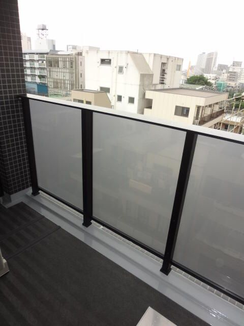 クレストコート清澄白河のバルコニー