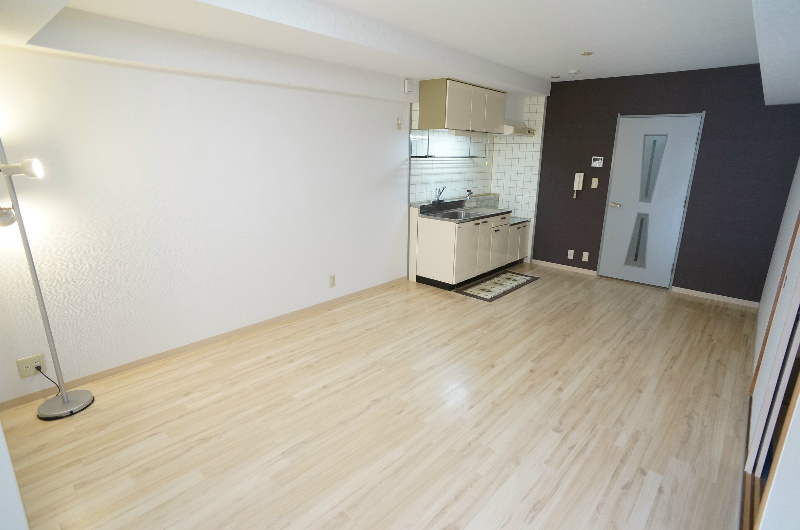 エーデル音羽の居間・リビング