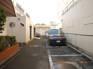 【駐車場】 | 自走式の駐車場がありますので、車必須のかたには、安心です。