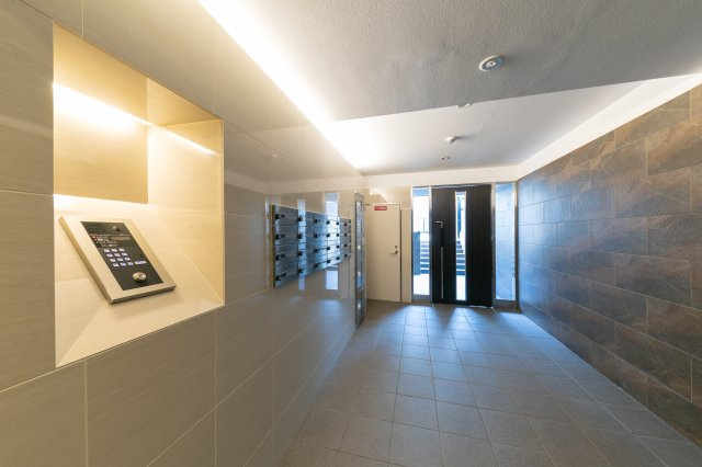 グラン・レガロ丹波橋のエントランス|エントランスです！