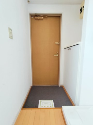 【玄関】 | アトラスカーロ弐番館