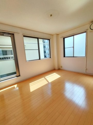 【居間・リビング】 | アトラスカーロ弐番館