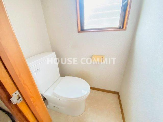 南平台　中古戸建のトイレ