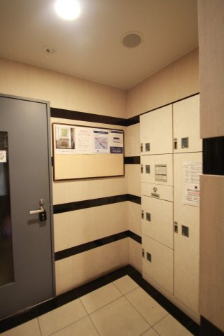 不在時にうれしい宅配ボックス付き
