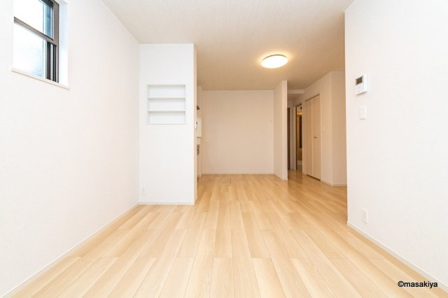 メゾン大西Ⅱの居間・リビング