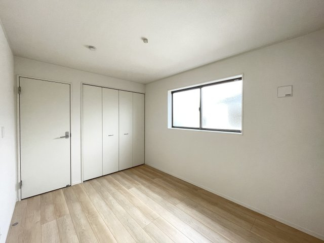 クレイドルガーデン八戸市江陽第8　4号棟の洋室
