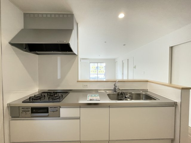クレイドルガーデン八戸市江陽第8　4号棟のキッチン