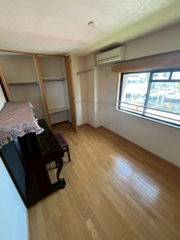 ライラ交野の寝室|使い勝手のいい寝室です