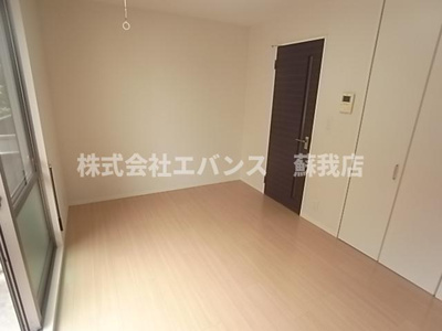 【寝室】 | シャルム中央 | 落ち着いた色調の寝室です