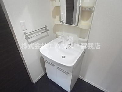 【独立洗面台】 | シャルム中央 | 独立洗面台、朝の身支度には欠かせません