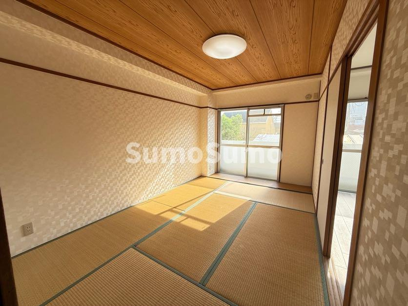 甲南ビルの和室