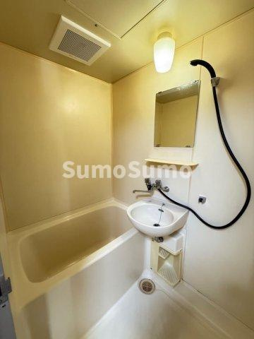 甲南ビルの浴室