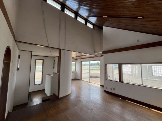 【居間・リビング】 | 熊谷市樋春　中古戸建