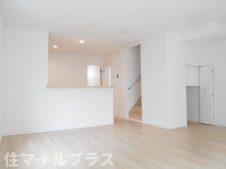 【居間・リビング】 | 福島市松川町沼袋新築一戸建て2棟 | リビングです