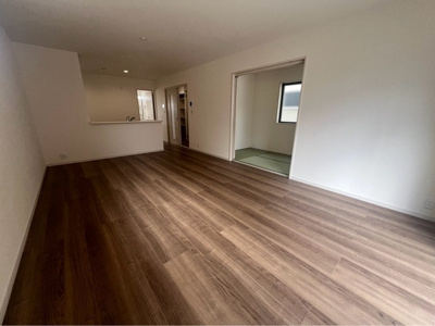 【居間・リビング】 | リーブルガーデン和泉市伏屋町７期 | リビングダイニングキッチン