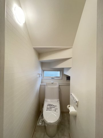 橿原市葛本町全4区画のトイレ|温水洗浄便座付きトイレ