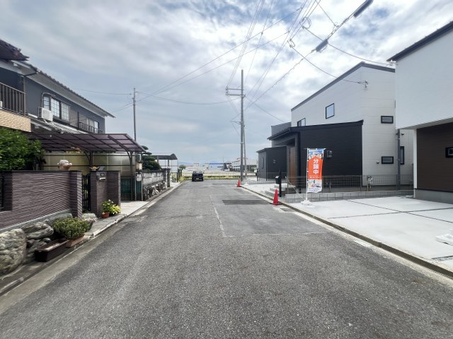 橿原市葛本町全4区画の前面道路含む現地写真
