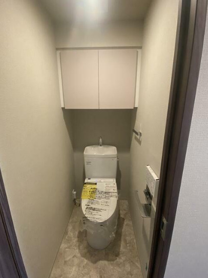 ガリシアレジデンス松陰神社　デザイナーズ　築浅　分譲賃貸　駅近のトイレ
