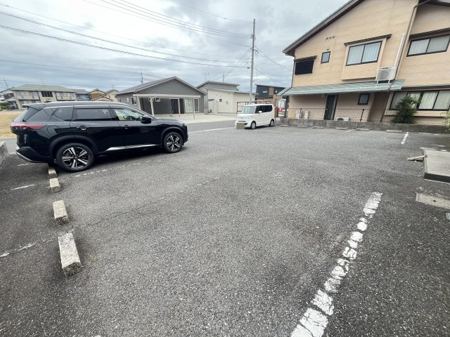アメニティーハウスの駐車場