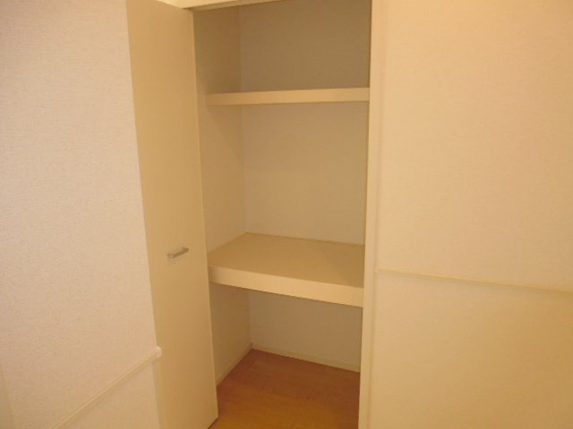ポース　アザリーⅡの収納