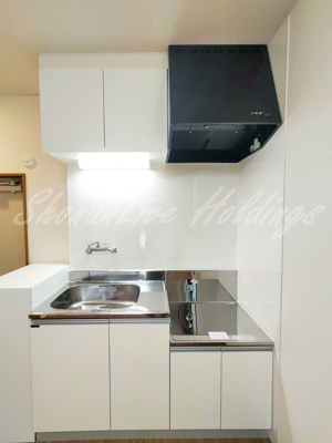 【キッチン】 | スクイレル極楽寺 | 清潔感のあるキッチン♪