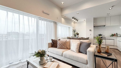 【居間・リビング】 | ステイツ三鷹ヴェルパセオ | ゆったり過ごせるリビングです