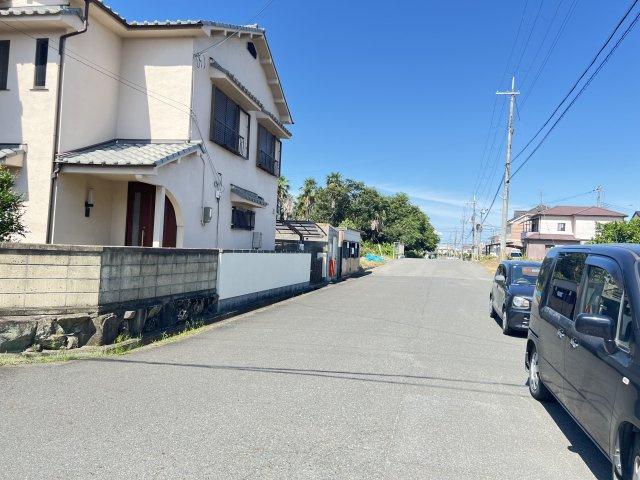 磯城郡田原本町秦庄の前面道路含む現地写真