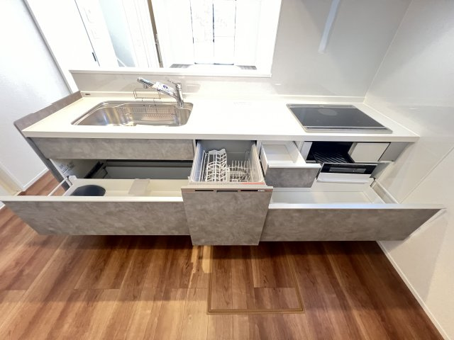 磯城郡田原本町秦庄のキッチン|引き出し収納で使いやすいキッチン